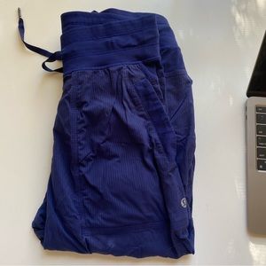 LIKE NEW lululemon studio pants